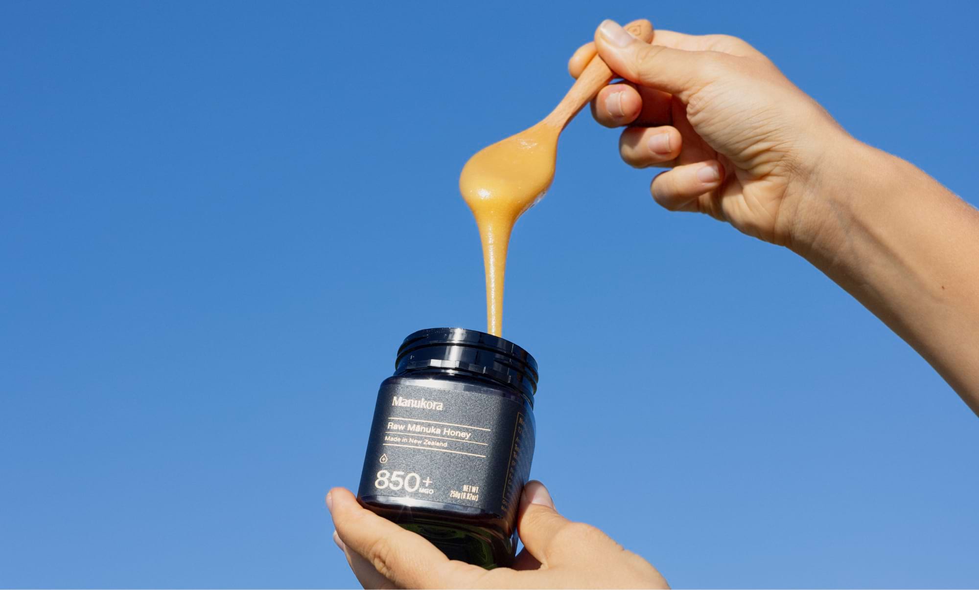 Manuka Honey: Is It Keto-Friendly?