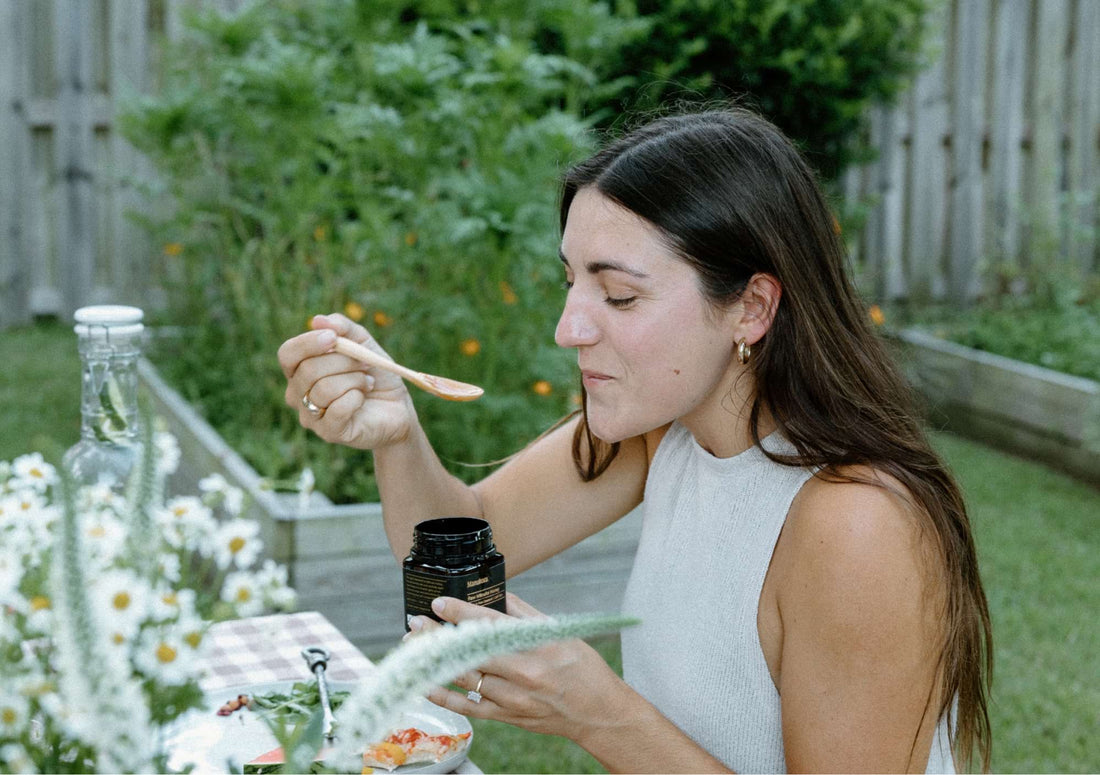 Manuka Honey and Hydration: A Match for Health Enthusiasts