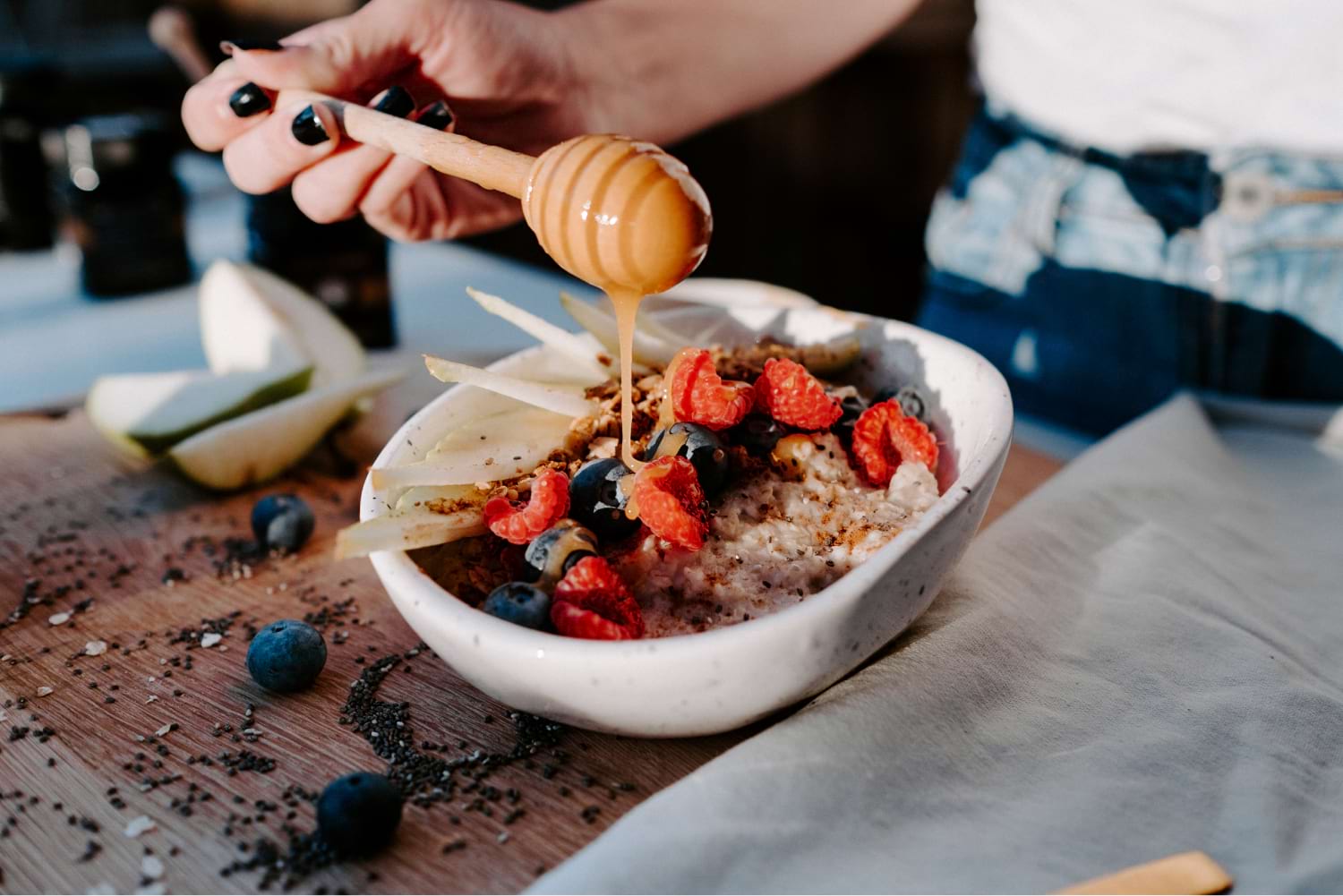 Why Raw Honey Is the Best Natural Energy Source