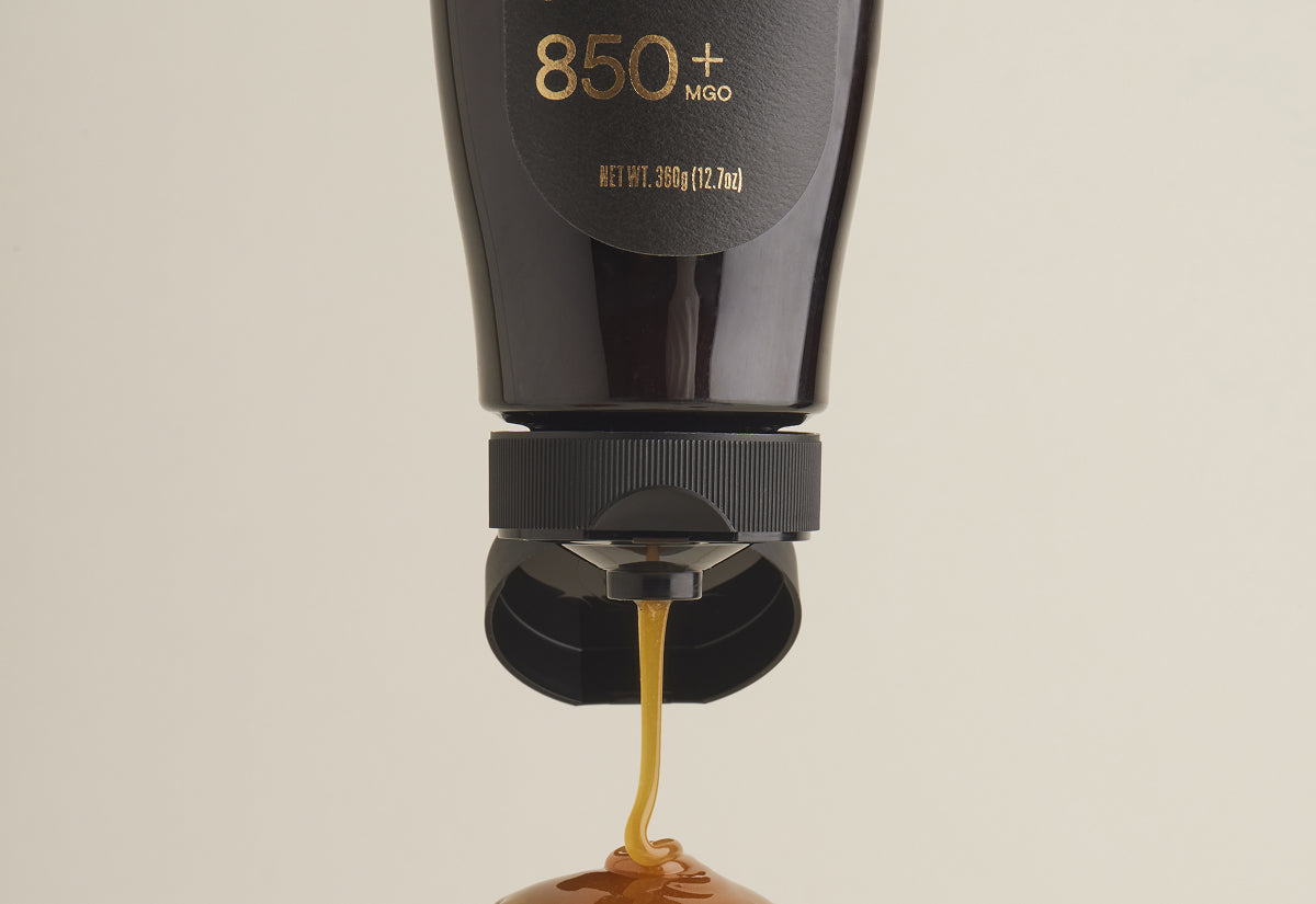 MGO 850+ Manuka Honey: Squeeze Bottle | Manukora